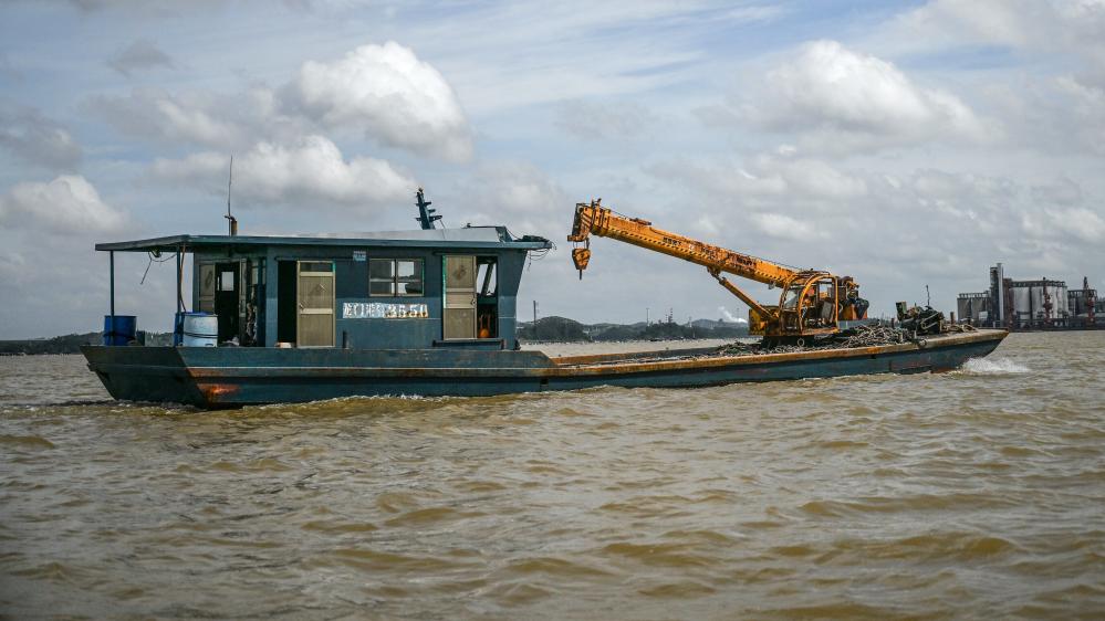 臺風過后搶修忙