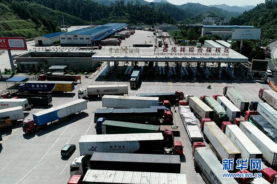 按照廣西開年“第一會”的工作精神，憑祥市2023年經濟社會發展預期目標是全市的地區生產總值增長9%以上，力爭兩位數增長，規上工業總產值增長22%以上，固投增長15%以上，外貿進出口總額高位增長3%以上。